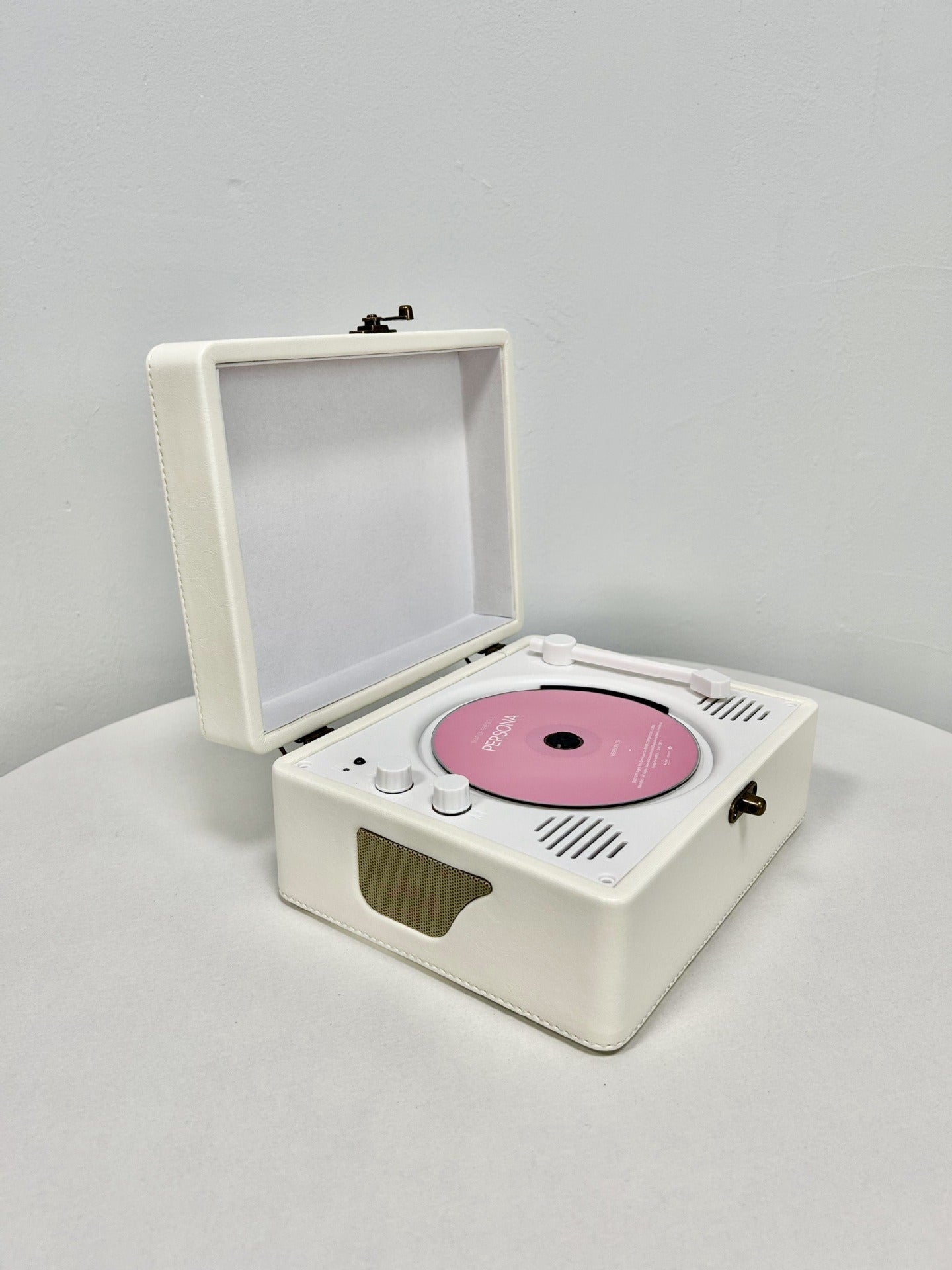 Yearsstay New Wholesale Display Gift CD player Portable Bluetooth Speaker All-in-one CD player for home