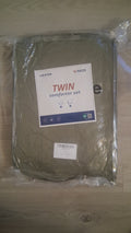 Twin comforter set