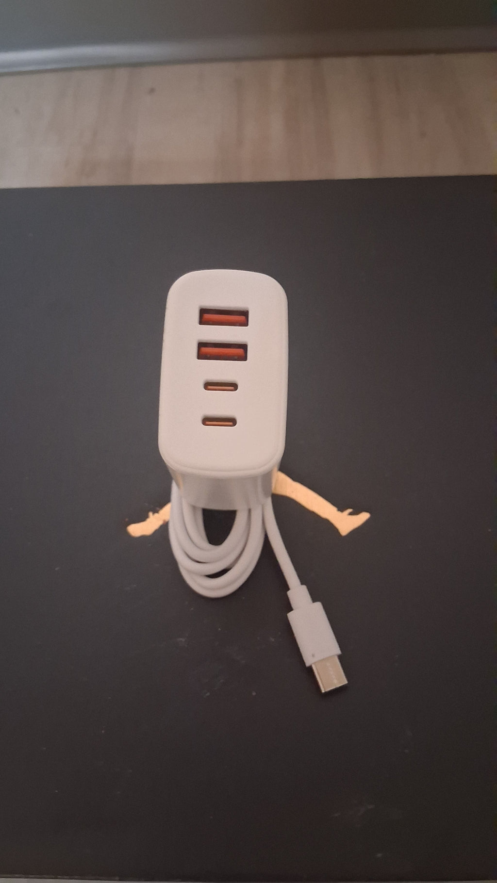 Twenty four volt high speed charging block plus cable
