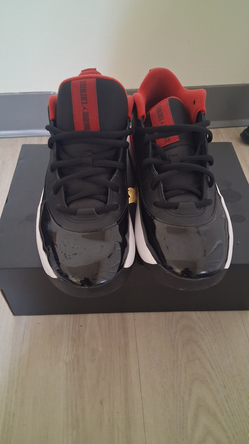 Jordan flights ( size 10 )